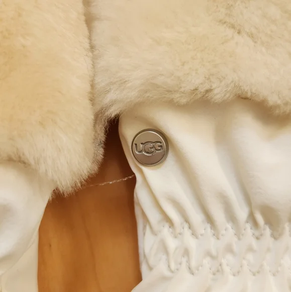 🎁UGG quilted women's white gloves with leather trim L/XL - Picture 8 of 13